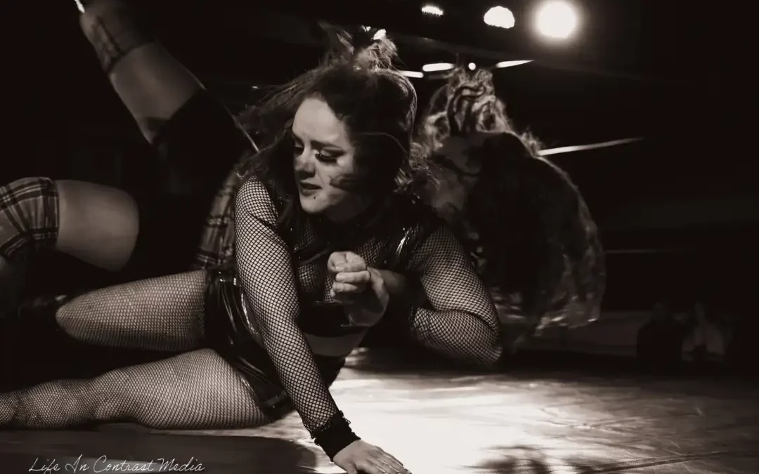 Alexis Royale VS Heather Blue